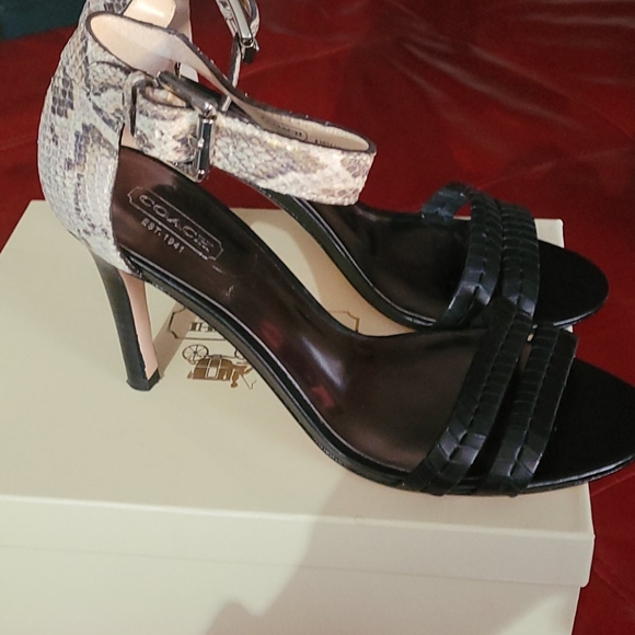 Python 4inch sandal - Picture 2 of 3